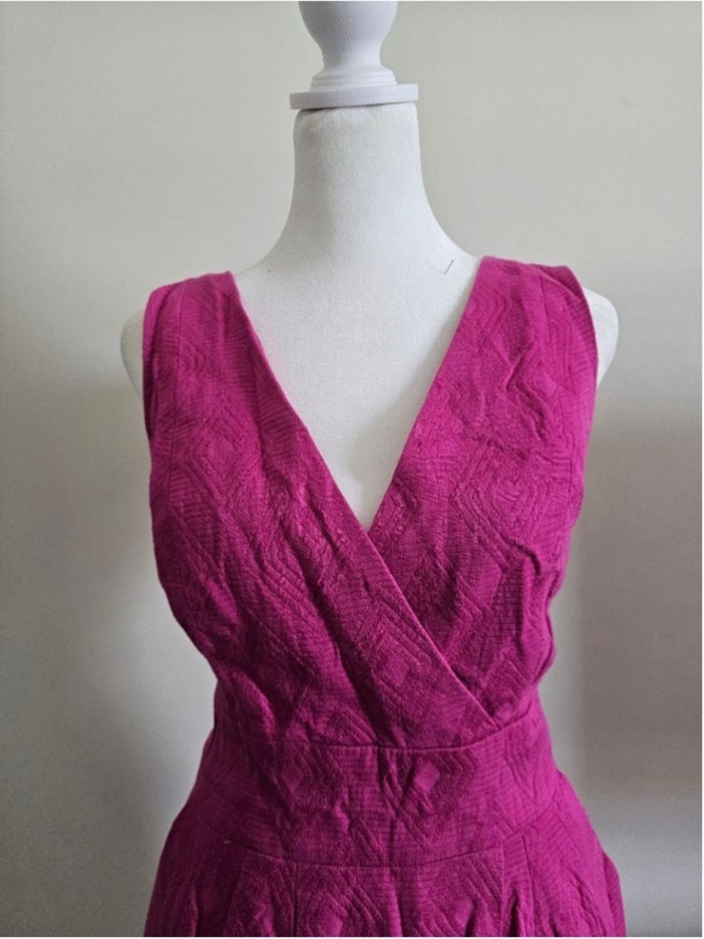 Taylor Pink Fuschia Sheath Sleeveless Dress Size 10 - Picture 3 of 8